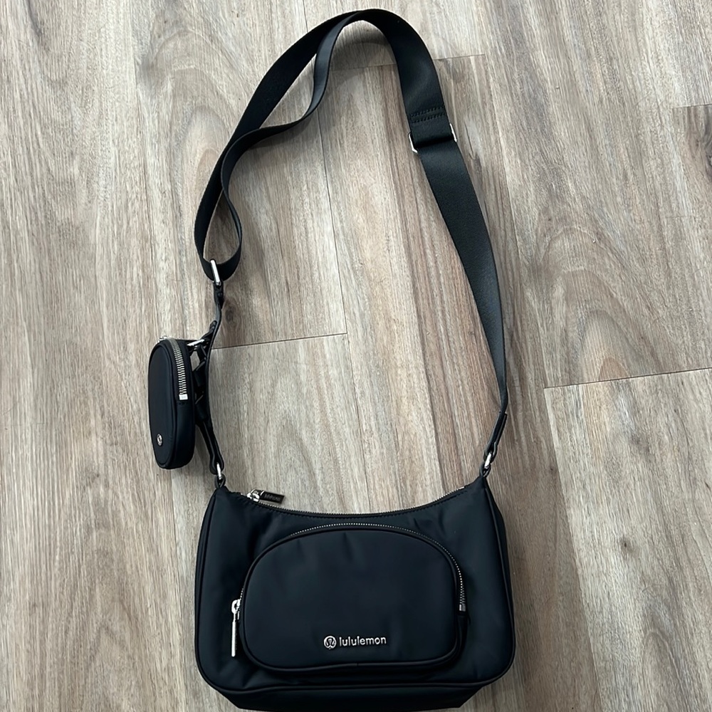 Lululemon bag
